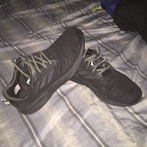 Adidas alpha bounce size 10